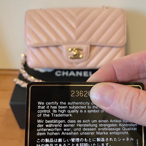 💗 Authentic CHANEL Rectangular Mini - Picture 4 of 10